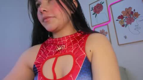 Snapshot of mia_moralez chatting on November 2025 11:10:02 AM MIA online show from November 2025 11:10:02 AM