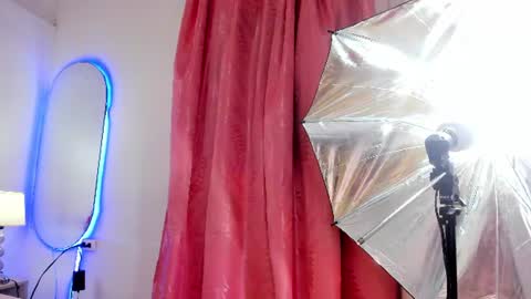 mia_nova5 online show from June 2026 11:40:02 AM