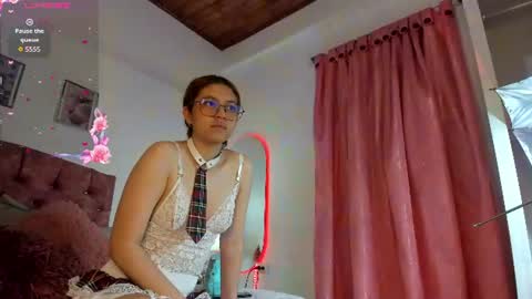 mia_nova5 online show from July 2026 12:20:01 PM