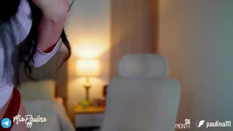 Instagram Nelyiramirez online show from November 2025 03:42:02 AM