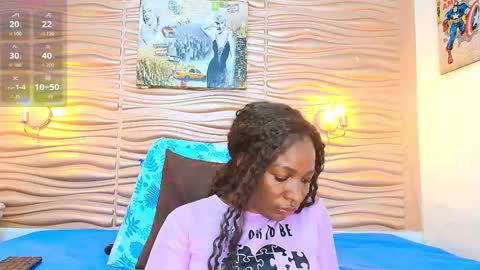 Snapshot of mia_pineda chatting on October 2025 08:29:01 PM Mariana online show from October 2025 08:29:01 PM