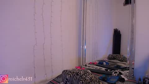 Snapshot of mia_reys chatting on February 2025 04:54:01 PM mia reys online show from February 2025 04:54:01 PM