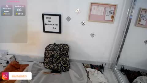 Snapshot of mia_reys chatting on October 2025 11:44:02 AM mia reys online show from October 2025 11:44:02 AM