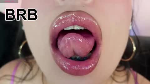 Snapshot of mia_roux1 chatting on July 2026 11:45:01 PM Mia online show from July 2026 11:45:01 PM