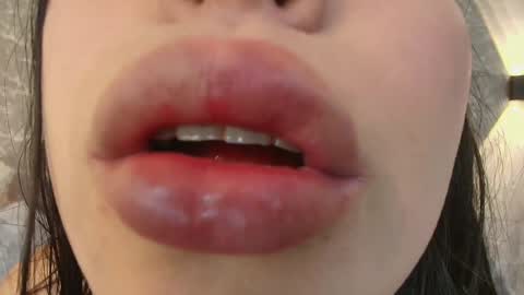 Snapshot of mia_roux13 chatting on February 2025 01:23:02 AM Mia Roux online show from February 2025 01:23:02 AM