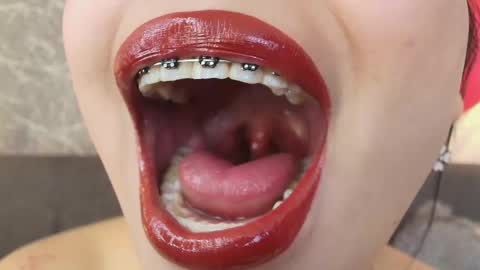 Snapshot of mia_roux13 chatting on February 2025 10:26:02 PM Mia Roux online show from February 2025 10:26:02 PM