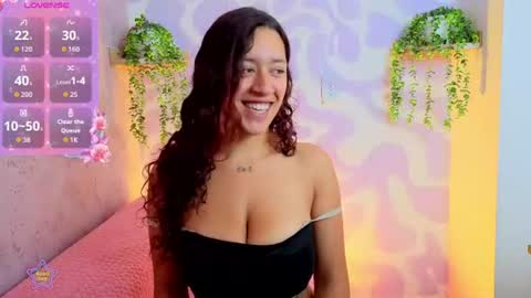 Snapshot of mia_scarlet7 chatting on June 2026 02:05:01 PM Mia . online show from June 2026 02:05:01 PM