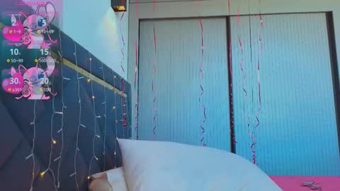 Mia online show from January 2025 07:43:02 AM