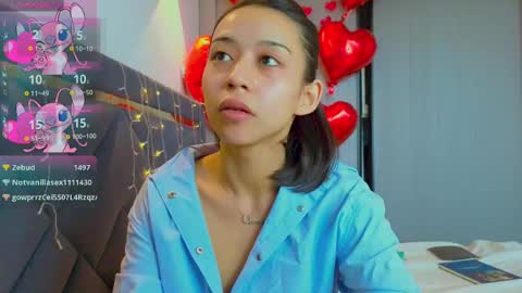 Mia online show from February 2025 11:44:02 AM