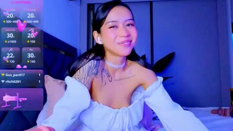 Snapshot of mia_sirenia chatting on February 2026 07:03:02 PM Mia online show from February 2026 07:03:02 PM