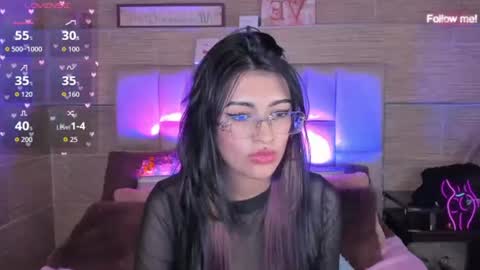 Snapshot of mia_smoke_ chatting on August 2026 09:04:01 AM Mia online show from August 2026 09:04:01 AM