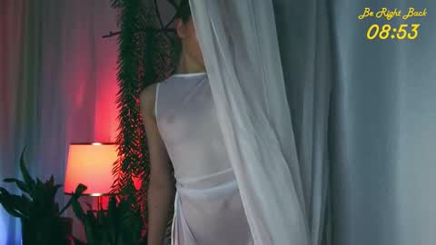 Mia online show from March 2026 11:26:02 AM