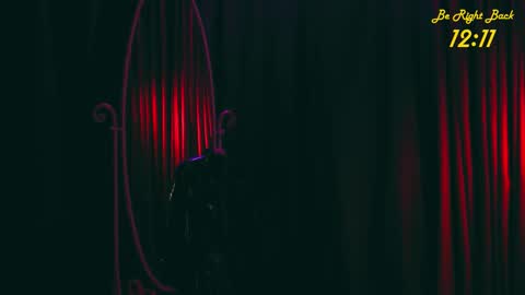 Mia online show from March 2026 10:18:01 AM