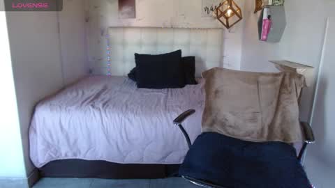 MIA  online show from April 2026 01:38:01 PM