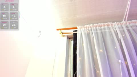 Snapshot of mia_vitaler chatting on November 2025 08:30:01 PM mia_vitaler online show from November 2025 08:30:01 PM