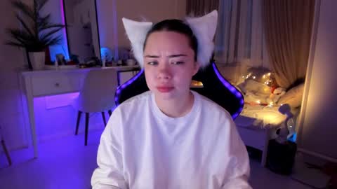 VixenMia online show from February 2025 03:45:02 AM