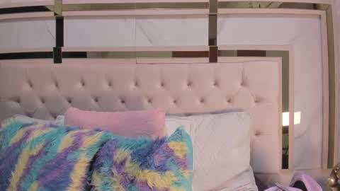 Snapshot of mia_vy chatting on January 2026 07:39:01 PM mia_vy online show from January 2026 07:39:01 PM