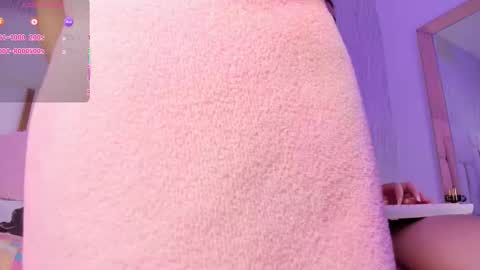 Snapshot of mia_vy chatting on February 2026 08:20:01 AM mia_vy online show from February 2026 08:20:01 AM