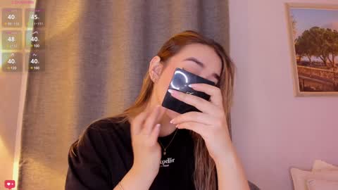 Mia White  online show from January 2025 12:24:01 PM