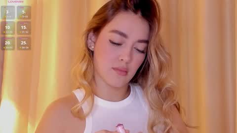 Snapshot of mia_white11 chatting on March 2026 01:07:02 PM Mia White online show from March 2026 01:07:02 PM