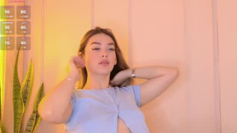 Snapshot of mia_white11 chatting on May 2026 01:30:02 PM Mia White online show from May 2026 01:30:02 PM