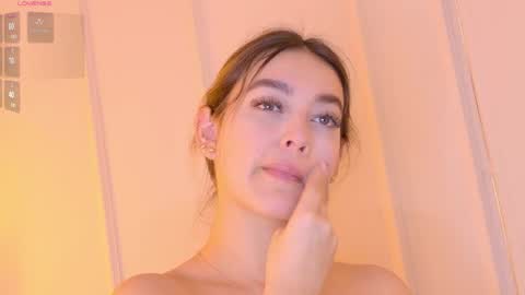 Snapshot of mia_white11 chatting on May 2026 01:16:02 PM Mia White online show from May 2026 01:16:02 PM