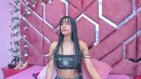 miaa_davis_ online show from May 2026 03:14:02 AM