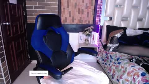 Snapshot of miaa_ferrari1 chatting on May 2026 11:17:01 AM MIA online show from May 2026 11:17:01 AM