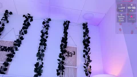 Mia online show from February 2026 11:46:02 AM