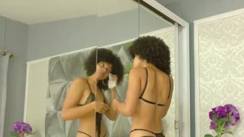 Snapshot of miaa_grace_ chatting on May 2026 01:07:02 PM MIIA online show from May 2026 01:07:02 PM