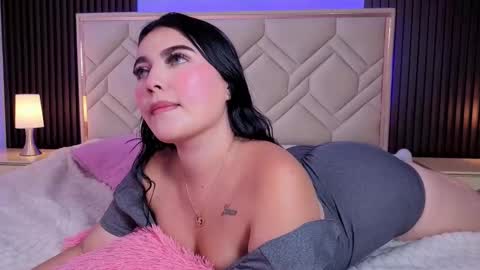 Miaa Farrel online show from February 2026 07:11:01 PM