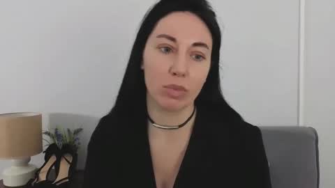 Snapshot of miaalluring chatting on May 2026 03:18:01 PM Mia online show from May 2026 03:18:01 PM