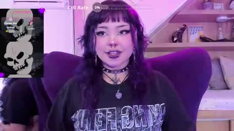 Mia online show from September 2025 03:28:01 AM