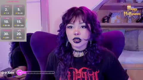 Mia online show from October 2025 04:10:02 AM