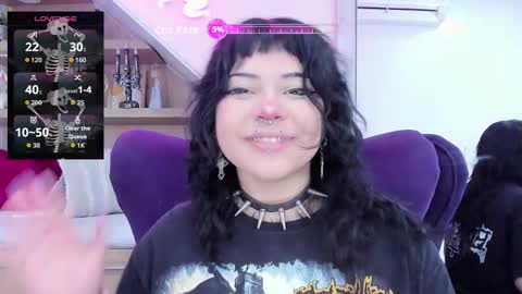 Snapshot of miaamane chatting on December 2025 12:23:02 PM Mia online show from December 2025 12:23:02 PM