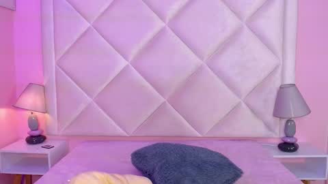 Alexandra online show from October 2025 11:31:02 AM