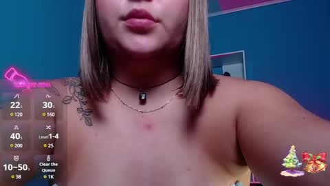 Snapshot of miaawild chatting on January 2025 02:41:01 PM Andrea online show from January 2025 02:41:01 PM