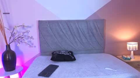 miablack_k online show from November 2025 08:29:01 PM