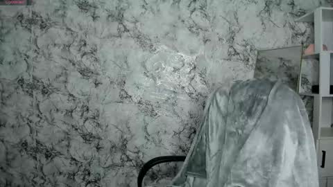 Mia online show from March 2026 06:45:02 PM