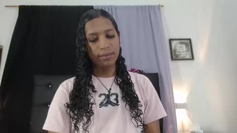 Snapshot of miacoock chatting on November 2025 01:10:01 PM MiaCoock online show from November 2025 01:10:01 PM