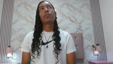 Snapshot of miacoock chatting on January 2026 01:05:02 PM MiaCoock online show from January 2026 01:05:02 PM