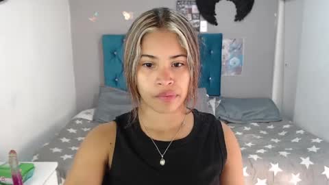 miacumgirl online show from April 2026 12:22:01 PM