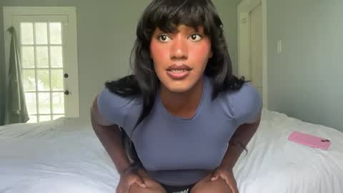 Miahkaela online show from June 2026 02:41:01 PM