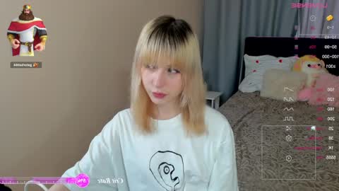 Snapshot of miakimiko chatting on May 2026 02:19:02 AM miakimiko online show from May 2026 02:19:02 AM