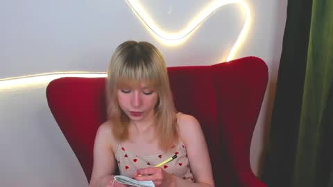 Snapshot of miakimiko chatting on May 2026 02:40:01 AM miakimiko online show from May 2026 02:40:01 AM