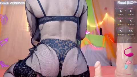 Mia online show from February 2025 02:10:02 AM