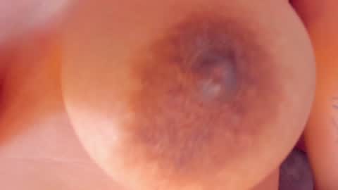 Snapshot of miakris1 chatting on February 2025 10:00:01 PM miakris1 online show from February 2025 10:00:01 PM