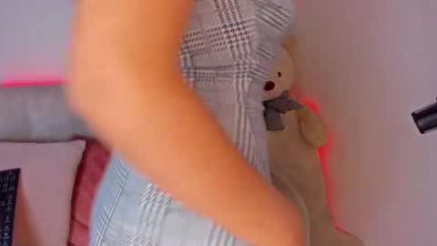 Snapshot of miakris1 chatting on February 2025 03:23:01 AM miakris1 online show from February 2025 03:23:01 AM