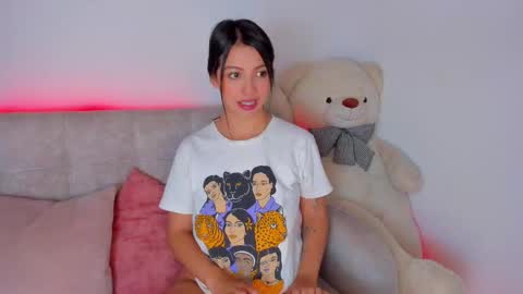 Snapshot of miakris1 chatting on March 2025 12:09:02 PM miakris1 online show from March 2025 12:09:02 PM