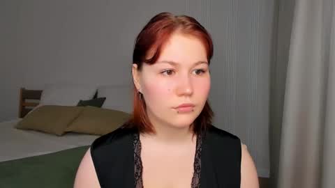 Snapshot of mialacrice chatting on May 2026 11:27:02 AM mialacrice online show from May 2026 11:27:02 AM